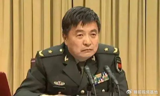 » 2. 火箭军纪委书记升职近日，武警部队在上海、江苏、浙江片区部队组织新时代按纲抓建基层示范活动