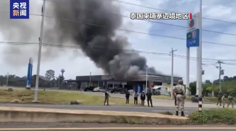» 1 、 特朗普迫使缅甸泰国考虑停火：停火才签贸易协议当地时间7月26日，美国总统特朗普在社交媒体上说，他当天分别与柬埔寨首相洪玛奈、泰国代理总理普坦通电话，称两国只有结束边境冲突，美国才会考虑与两国达成贸易协议