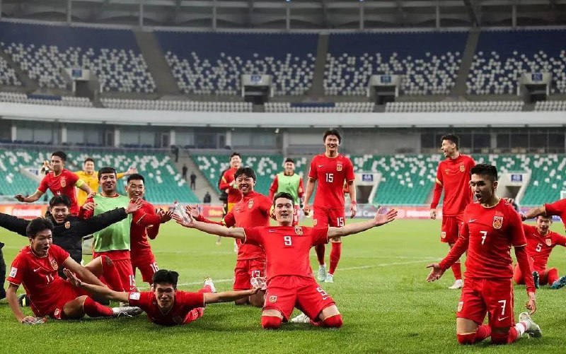 » 15. U20国足逆袭2:0逆袭沙特本届U20亚洲杯小组赛开始前，没有人看好分在“死亡之组”的U20国足能够小组出线