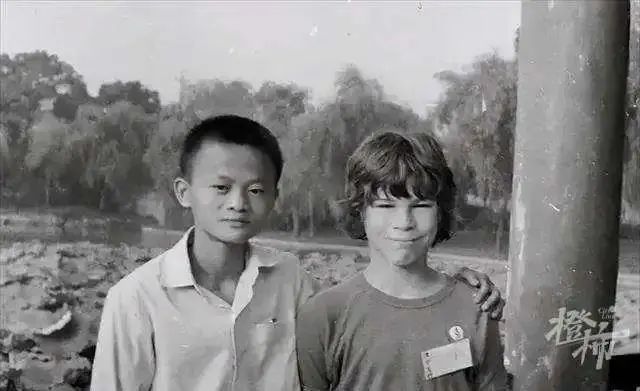 » 1. 李彦宏、雷军、程维等出席中国互联网协会新春茶话会2月17日，2023中国互联网发展座谈会暨中国互联网协会新春茶话会在京召开
