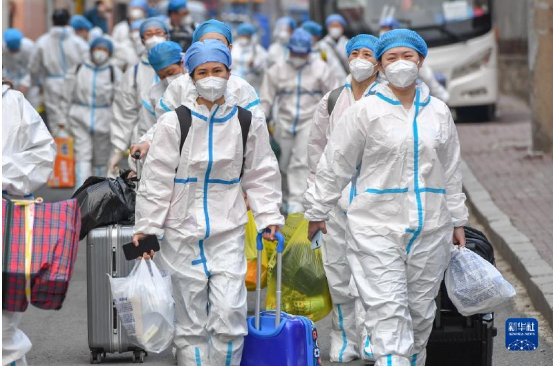 10. 各地支援吉林市医疗队陆续返程4月16日，来自吉林省延边朝鲜族自治州、通化市等地支援吉林市的医疗队完成疫情防控任务，陆续返程