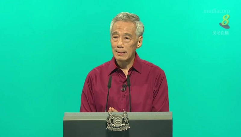 7. 李显龙警示亚太地区要为出现更激烈的博弈冲突作好准备李显龙在国庆群众大会以华语发言时指出，地缘政治的挑战，促使外部的环境越来越不稳定