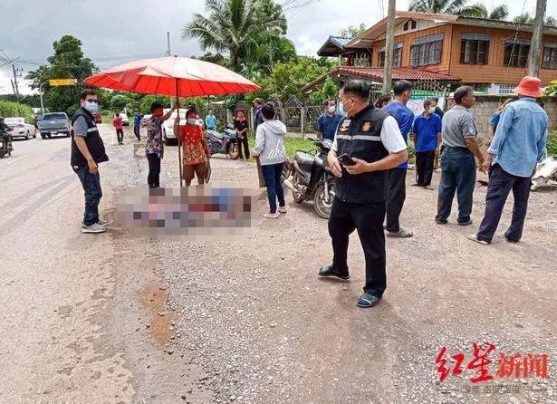 » 3. 泰国离职警察枪击幼儿园 至少38人死亡 枪手自杀时间10月6日，泰国东北部农磨兰普府发生恶性伤害事件，目前已造成38人死亡