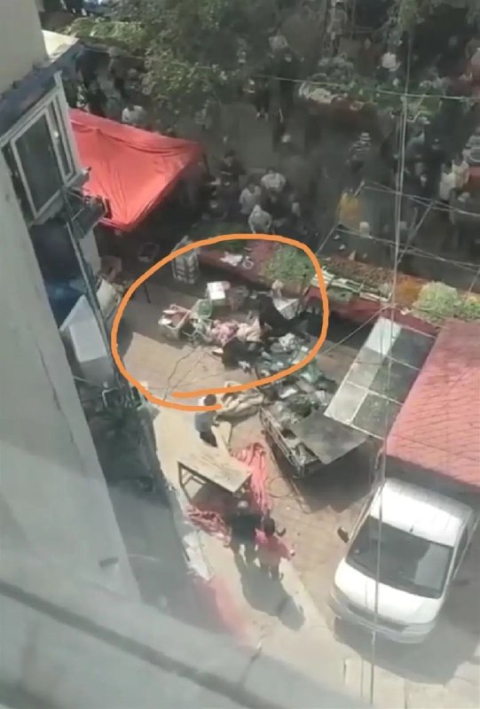 » 10. 沈阳发生3死1伤刑案 知情人：菜场两商户积冤已久6月8日，有网友称辽宁沈阳一菜市场发生凶杀案一事引发社会关注