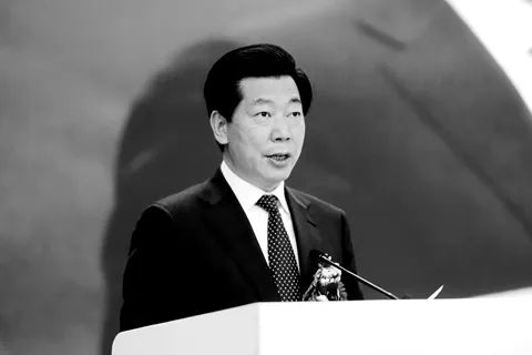 4. 天津市长廖国勋因突发疾病离世，享年59岁即将迎来市委换届前，59岁的土家族高官廖国勋，在担任天津市长一年八个月后，于2022年4月27日在天津离世