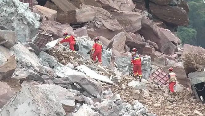 » 3. 湖北五峰山体滑坡仍有7人失联，当地今明有地灾风险预警湖北省宜昌市五峰土家族自治县长乐坪镇月山村突发一起山体滑坡