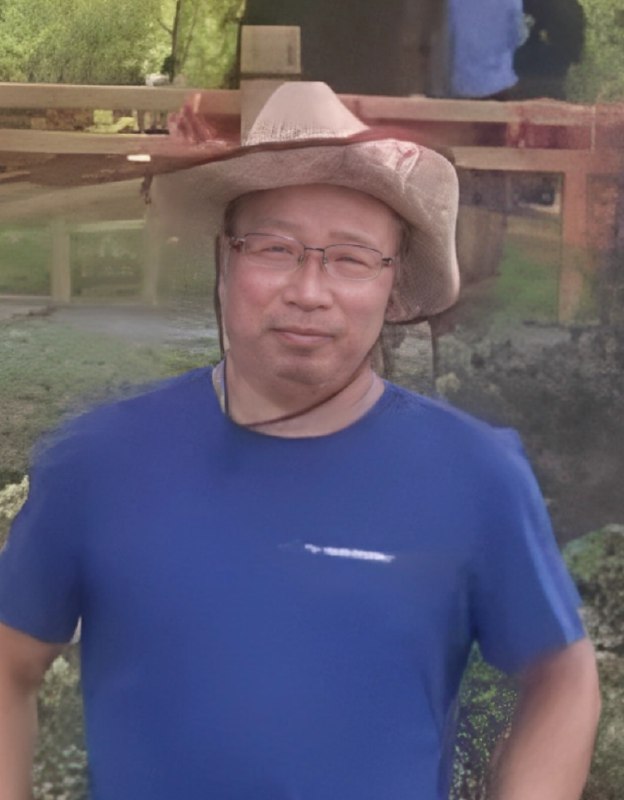 » 6. 湖北随县博爱特校性侵案调查：校长性侵多名残障学生墙的左边，是一间上百平方米的音乐教室，湖北省随县博爱特校的残障学生们曾在这里唱歌；墙的右边，是这所学校校长刘爱业的办公室