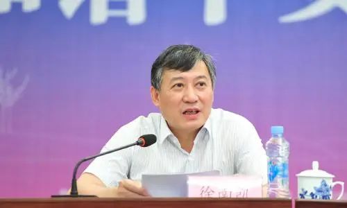 » 7. 黑龙江又一名政协副主席落马 曾任常务副省长9月16日周六上午，中央纪委国家监委发布消息，黑龙江省政协党组成员、副主席李海涛涉嫌严重违纪违法，目前正接受中央纪委国家监委纪律审查和监察调查