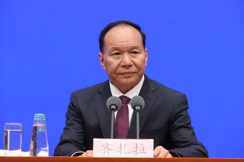 » 2、 西藏前主席齐扎拉倒台，出身土司世家中央纪委国家监委1月23日消息，十四届全国政协常委、农业和农村委员会副主任齐扎拉涉嫌严重违纪违法，目前正接受中央纪委国家监委纪律审查和监察调查
