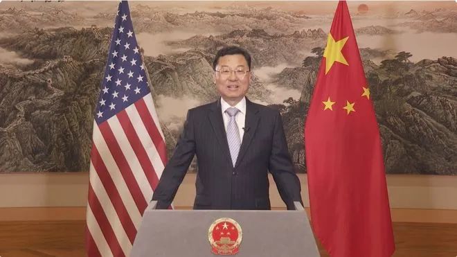 » 4. 中国驻美大使：中美完全可以在你追我赶中相互成就谢锋借不久前的巴黎奥运会上谱写公平竞争、超越自我的佳话，以及中美运动员在激烈竞争后热情握手，向获得佳绩的对手诚挚祝贺的暖心瞬间，表示，中美关系不应是你输我赢、你死我活的零和博弈，完全可以在你追我赶中相互成就，在宽广的地球上各自发展、共同繁荣
