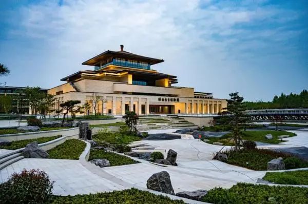 17. 陕西考古博物馆试行开放  上官婉儿墓志首次面向公众展出90%的珍贵文物将首次与观众见面