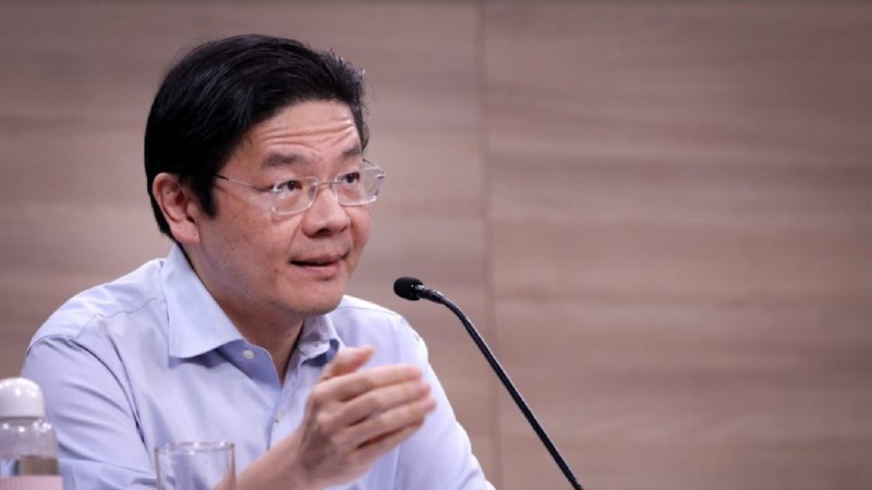 1. 新加坡第四代领导班子领军人选出炉14日下午，新加坡总理李显龙发表声明宣布，第四代领导班子领军人选尘埃落定，财政部长黄循财获得内阁成员绝大多数的支持，正式推举为第四代团队领导