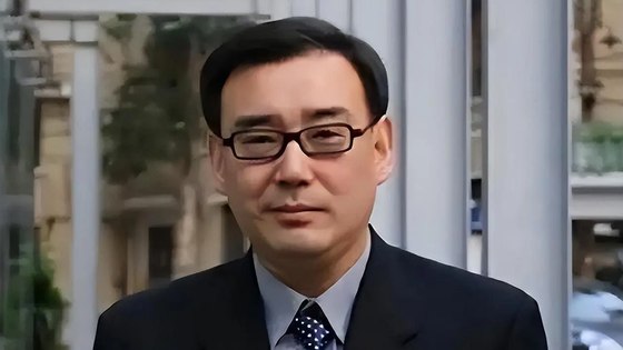 » 3. 第一个爱国大V死缓据中国驻澳大利亚大使馆消息，驻澳大利亚使馆发言人就澳大利亚籍公民杨军间谍案答记者问