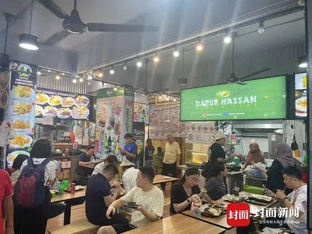 » 10. 新加坡比赛结果送中国队晋级，守门员自家饭店被中国人买空6月11日晚，首尔世界杯体育场，国足世预赛0-1不敌韩国，命悬一线，中国足球似乎又要提前备战下一届世界杯了