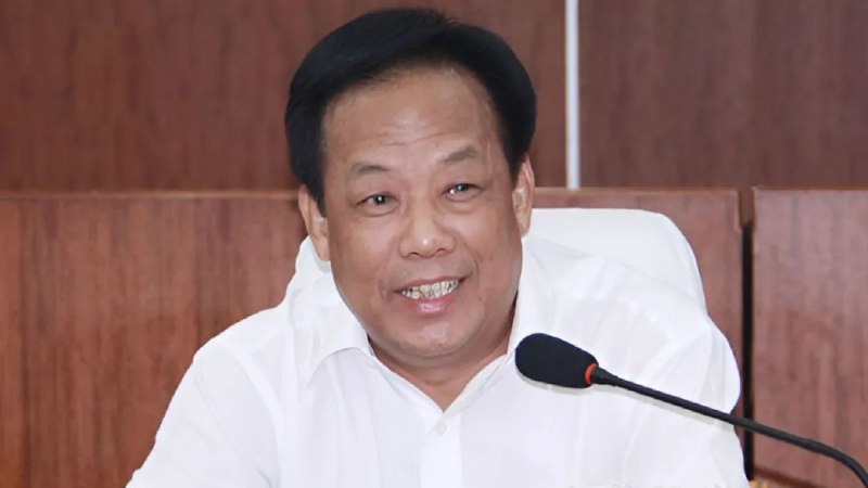» 3. 东莞市长倒台受审查据广东省纪委监委网站“南粤清风网”8月21日消息，广东省东莞市原市委副书记、市长李毓全涉嫌严重违纪违法，目前正接受广东省纪委监委纪律审查和监察调查