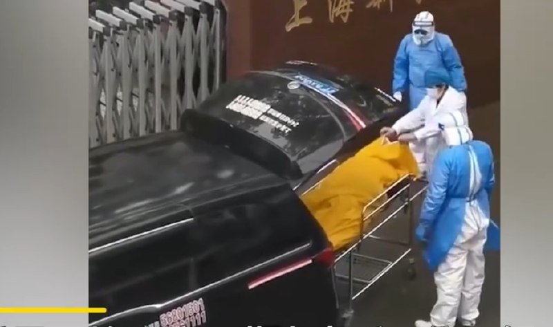 2. 上海一福利院转运“死亡”老人时发现其并未死亡，5人被问责5月1日下午，网传上海新长征福利院在转运“死亡”老人时，发现老人仍有生命体征