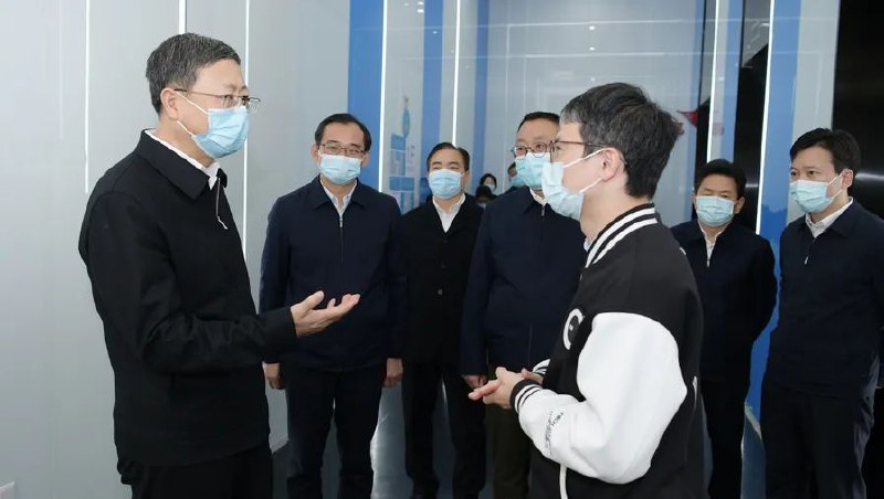 » 12. 上海市委书记陈吉宁调研米哈游上海米哈游网络科技股份有限公司近年来凭借《原神》等原创IP及互联网产品发展迅猛，已在全球多地设立海外运营和研发分部