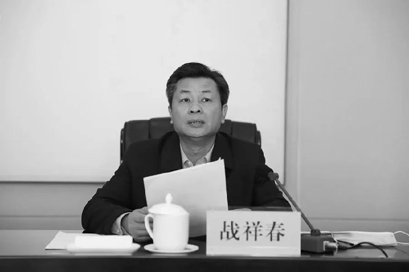 » 8. 山东临沂文联主席被乱刀刺死据临沂市公安局兰山分局微信公众号“兰山公安”消息，2024年7月8日8时50分许，兰山区发生一起持刀伤人案件