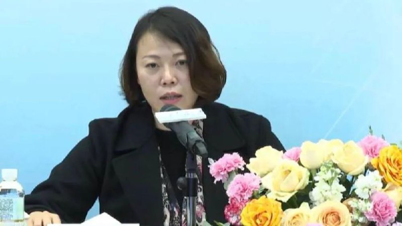 » 5. 杨惠妍：家族会“砸锅卖铁”支持碧桂园12月8日，碧桂园召开内部月度管理会议