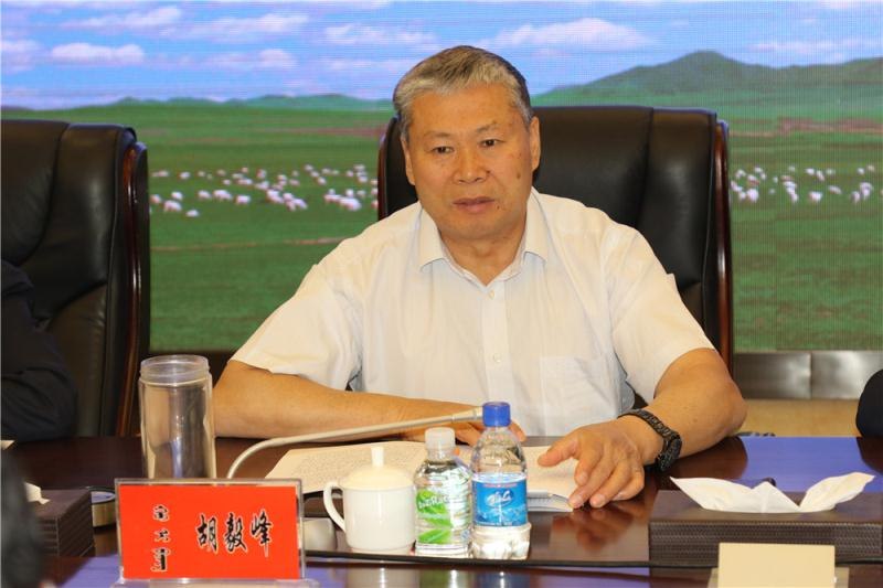 9. 内蒙古高院原院长胡毅峰被查，任内曾推动平反“呼格案”胡毅峰今年68岁，内蒙古喀喇沁旗人，2011年1月任内蒙古自治区高院院长兼自治区党委政法委副书记，2018年1月退休