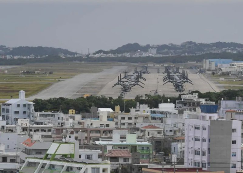 » 8. 美军一架鱼鹰旋翼机在日本鹿儿岛县近海坠落据日本海上保安厅第10管区海上保安本部消息，29日下午，一架美军“鱼鹰”运输机在日本鹿儿岛县屋久岛海域坠落