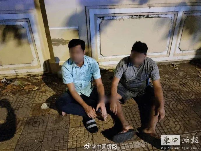 » 19. 孟加拉国团伙在柬埔寨绑架2名中国人据柬埔寨《柬中时报》报道，1日凌晨，柬埔寨警宪联合执法，在水净华区一处别墅成功解救被绑架的2名中国男子，并抓捕了涉案的12名孟加拉国男子和1名柬籍女子
