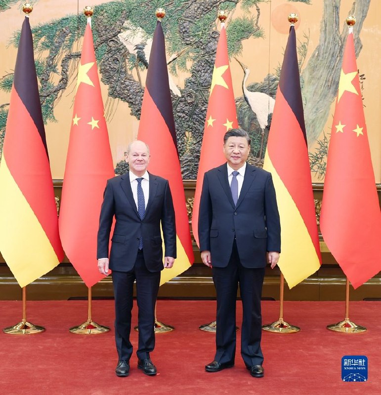 » 6、鄂尔多斯政法委：无论任何时刻，坚持生命至上、救人为先针对近期国内个别地区在防疫过程中暴露出的问题，鄂尔多斯市政法系统将汲取教训，始终坚持人民至上、生命至上，坚决统筹做好我市疫情防控和保障人民群众生命健康、合法权益工作，进一步畅通救助机制，增强应急处置能力，切实维护隔离人员生命财产安全