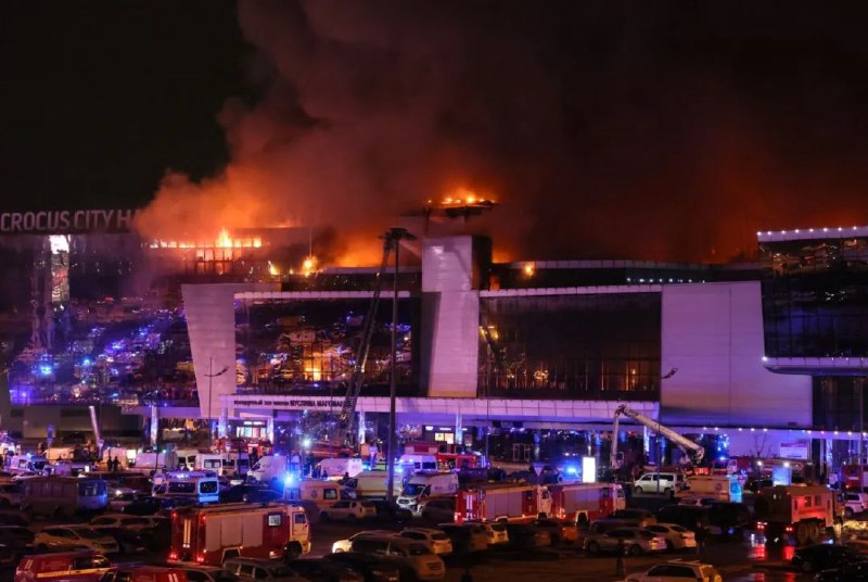 » 3、莫斯科郊区音乐厅恐怖袭击 至少143人死亡今日俄罗斯通讯社报道，莫斯科近郊音乐厅恐怖袭击事件已造成143人死亡