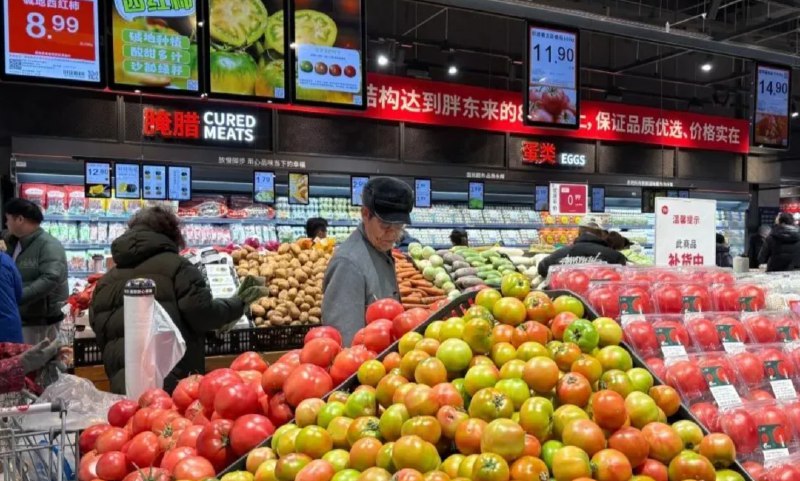» 4、西红柿快速涨价 “西红柿炒蛋全是蛋”12月30日，中新经纬走访发现，北京多家超市里的西红柿直逼10元/斤，部分甚至更高