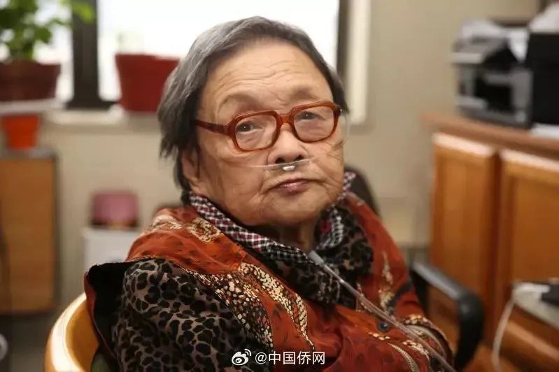 » 2、95岁高耀洁医生在纽约去世，被誉为“民间防艾第一人”据美国媒体报道，被誉为“民间防艾第一人”的高耀洁医生，于当地时间12月10日在纽约去世，享年95岁