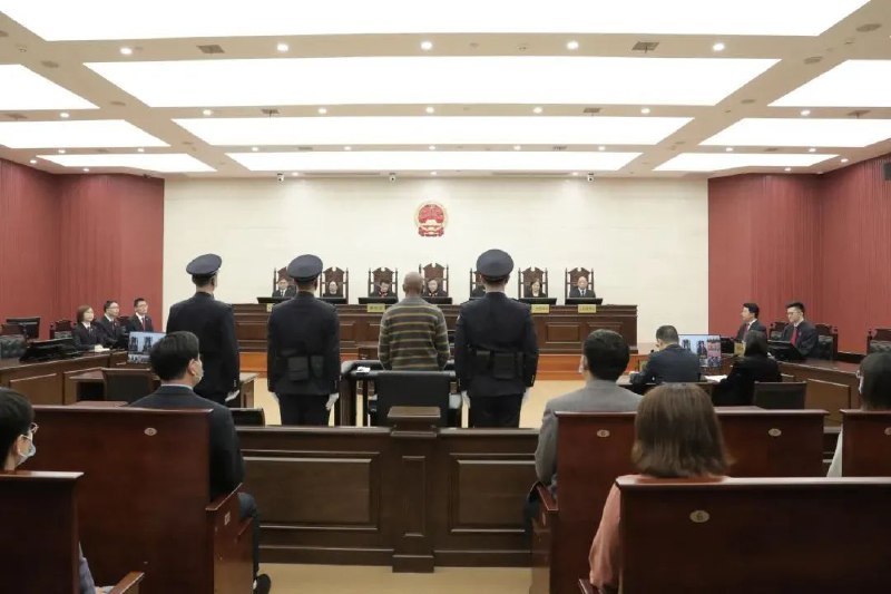 8. 宁波外教杀害女学生案一审宣判：死刑浙江省宁波市中级人民法院于2022年4月21日一审公开宣判美国籍被告人沙迪德·阿布杜梅亭故意杀人一案，对被告人沙迪德·阿布杜梅亭以故意杀人罪判处死刑