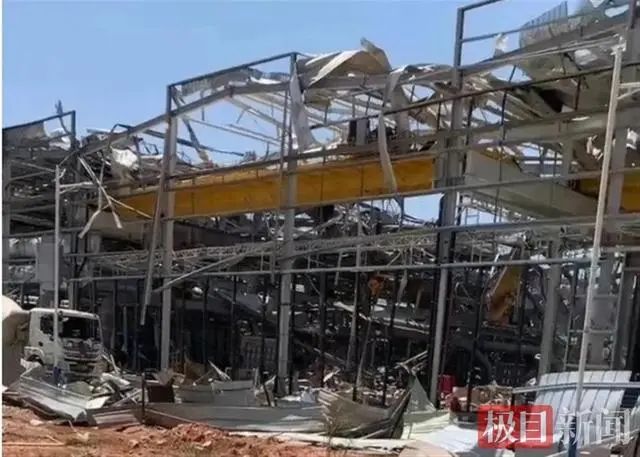 13. 广东清远一铝加工企业熔铸车间发生爆炸事故，致4死1重伤4月3日，清城区源潭镇广东精美特种型材有限公司熔铸二号车间9号铸造井发生爆炸事故