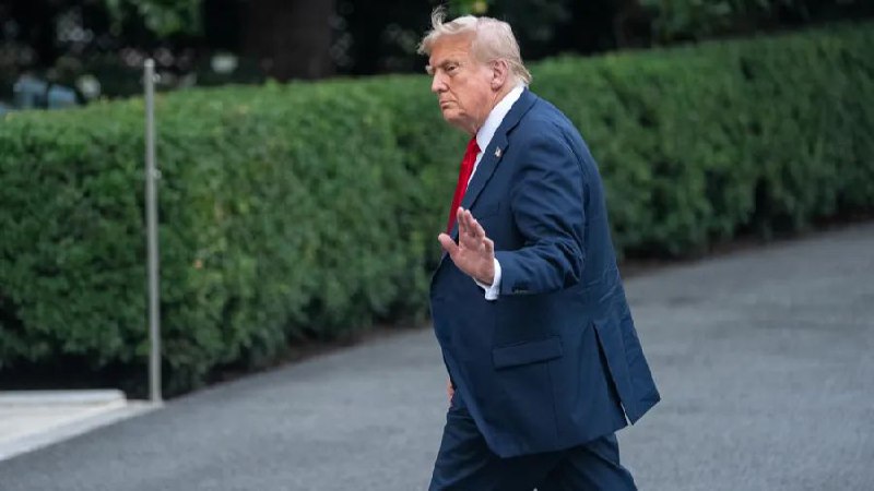 » 4、特朗普：不等50天了 10到12天对俄罗斯施压美国总统特朗普28日在苏格兰表示，他对俄罗斯总统普京“十分失望”，将考虑缩短此前对俄罗斯设置的50天内达成俄乌和平协议的期限，“大约是从今天起10到12天之内”