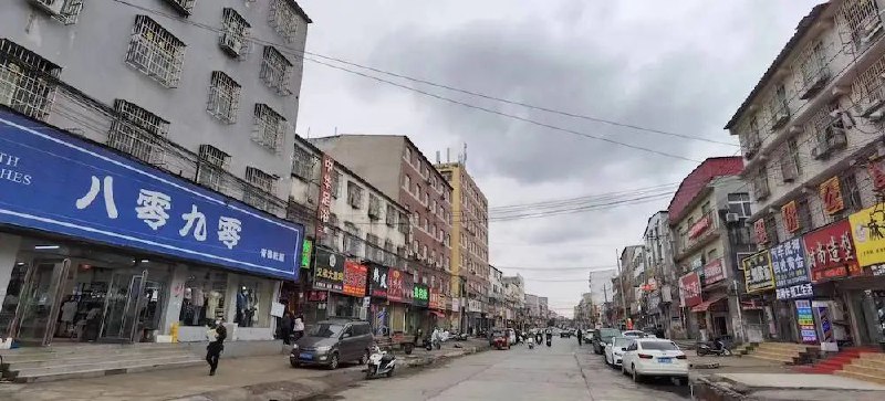 » 8. 工信部副部长见富士康董事长：欢迎台资企业继续扎根大陆微信公众号“工信微报”消息，4月3日，工业和信息化部副部长王江平在京分别会见富士康科技集团董事长刘扬伟和宏达集团董事长王雪红、威盛集团董事长陈文琦，双方就两岸电子信息产业合作等议题交换意见