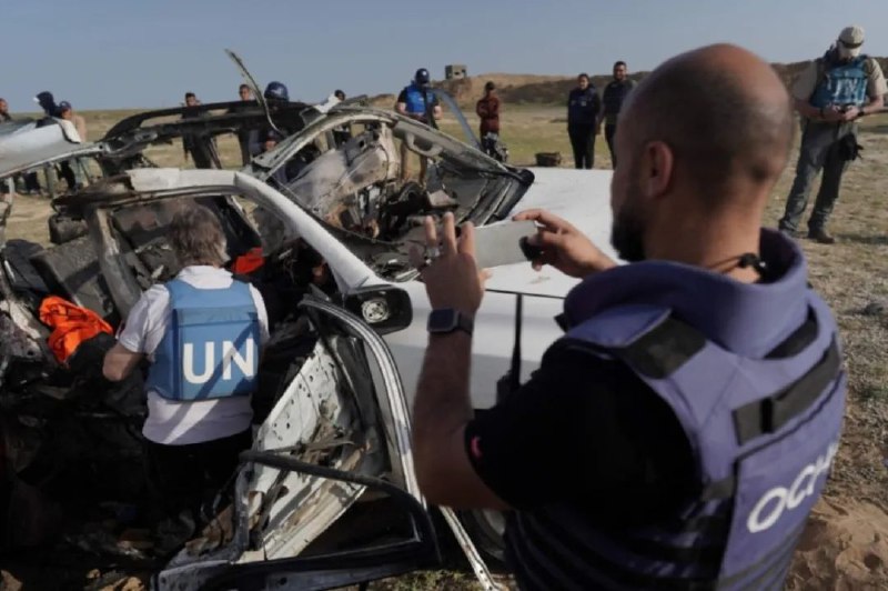 » 9、以军空袭炸死7名各国救援人员死亡 美国抗议当地时间4月2日，美国白宫国家安全委员会战略沟通协调员柯比在简报会上表示，美方对以军空袭加沙地带中部，造成慈善组织“世界中央厨房”7名工作人员遇难感到愤怒