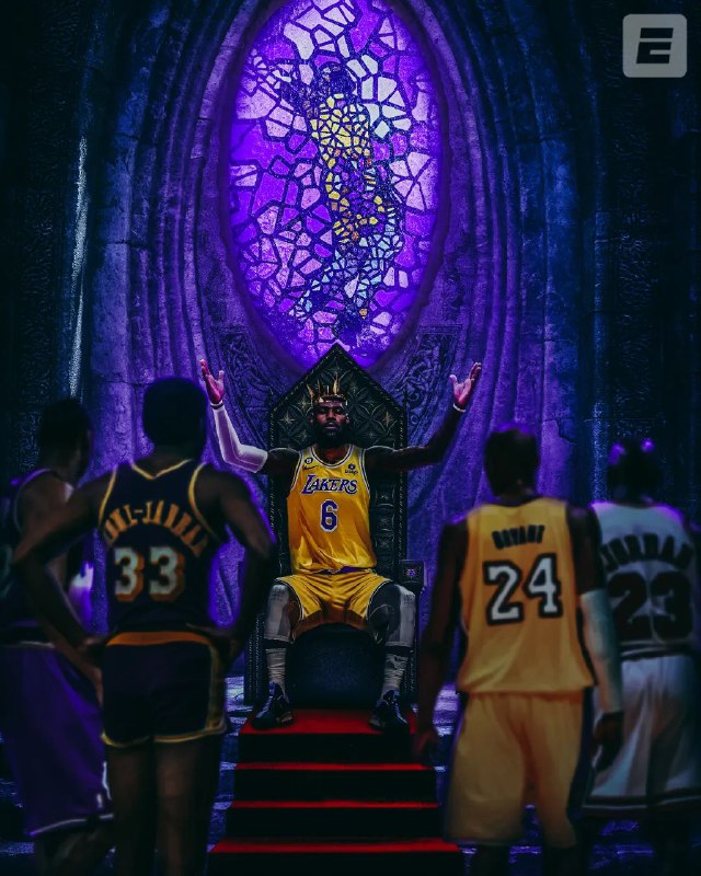 » 12、詹姆斯打破NBA得分纪录北京时间8日，詹姆斯正式超越贾巴尔的38387分NBA得分纪录，独享历史第一宝座