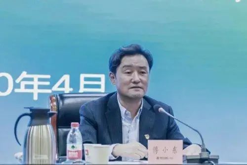 » 10. 国开行河南分行原行长傅小东被双开：视组织多次挽救于不顾据中央纪委国家监委驻国家开发银行纪检监察组消息：日前，经中央纪委国家监委批准，中央纪委国家监委驻国家开发银行纪检监察组、宁夏回族自治区监委对国家开发银行河南分行原党委书记、行长傅小东严重违纪违法问题进行了纪律审查和监察调查