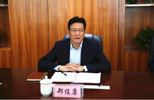 » 1、柳州又抓一个前市委书记1月17日消息，广西壮族自治区柳州市委原书记郑俊康涉嫌严重违纪违法，目前正在接受自治区纪委监委纪律审查和监察调查