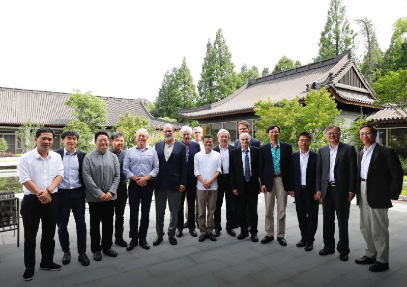 » 1、阿里巴巴旗下研究机构罗汉堂关闭，曾被希望“存在300年”在存续了1930天后，曾被希望“存在300年”的阿里巴巴罗汉堂关闭