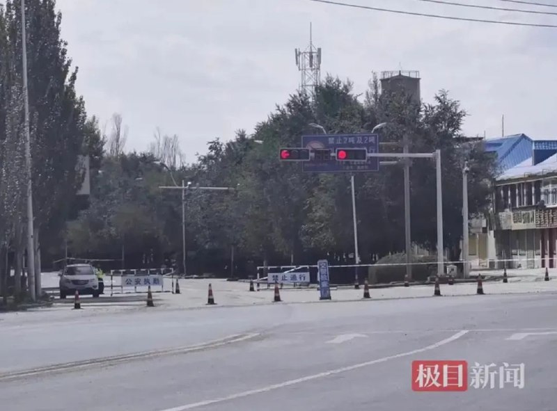 » 10、 青海格尔木发生有害气体中毒事件，致2户7人伤亡24日，青海海西州格尔木市郭勒木德镇盐桥北路盐桥村的一榨油坊和一养生馆发生一起有害气体中毒事件