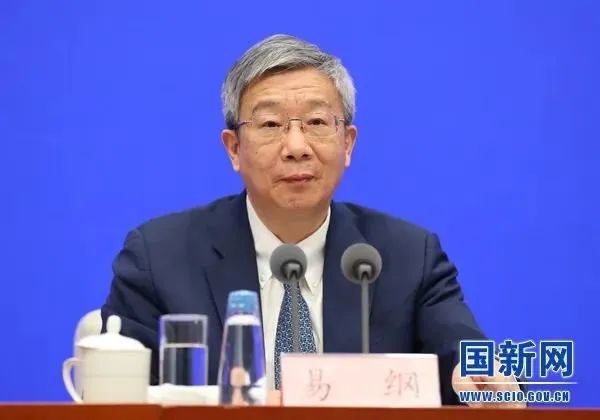 » 4. 湖南等3省省委主要负责同志职务调整张庆伟同志（已任全国人大常委会副委员长）不再兼任湖南省委书记、常委、委员职务；沈晓明同志任湖南省委委员、常委、书记，不再担任海南省委书记、常委、委员职务；韩俊同志（吉林省长）任安徽省委委员、常委、书记，郑栅洁同志（已任国家发改委主任）不再担任安徽省委书记、常委、委员职务；冯飞同志（海南省长）任海南省委书记