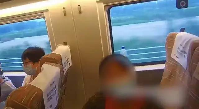 » 7. 妇产科主任违规做引产手术 将男婴藏匿并私自喂养近日北京铁路警方经缜密侦查，破获一起拐骗儿童案件
