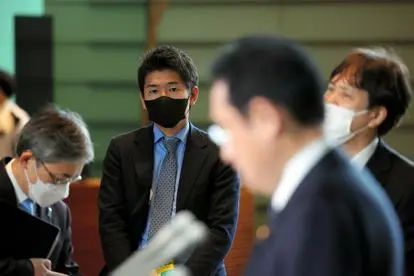 » 6. 日本首相岸田文雄长子将任负责政务的首相秘书官日本政府当地时间10月4日表示，日本首相岸田文雄决定起用其31岁长子岸田翔太郎担任负责政务的首相秘书官一职