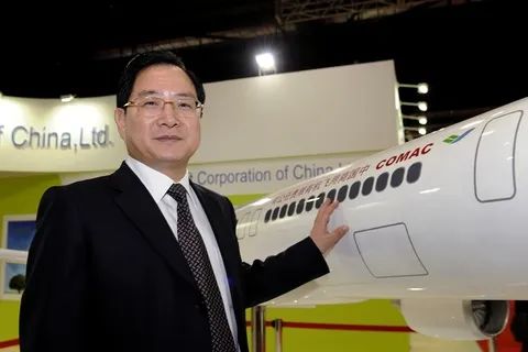 7. 中央军民融合办常务副主任金壮龙接掌工信部 曾任C919项目总指挥7月29日下午，中央组织部有关负责同志出席工业和信息化部领导干部会议，宣布中央决定：金壮龙同志任工业和信息化部党组书记，肖亚庆同志不再担任工业和信息化部党组书记职务