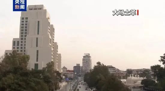 » 7、因支持叙利亚德鲁兹人 以色列轰炸大马士革当地时间16日，总台报道员获悉，叙利亚首都大马士革传出巨大爆炸声