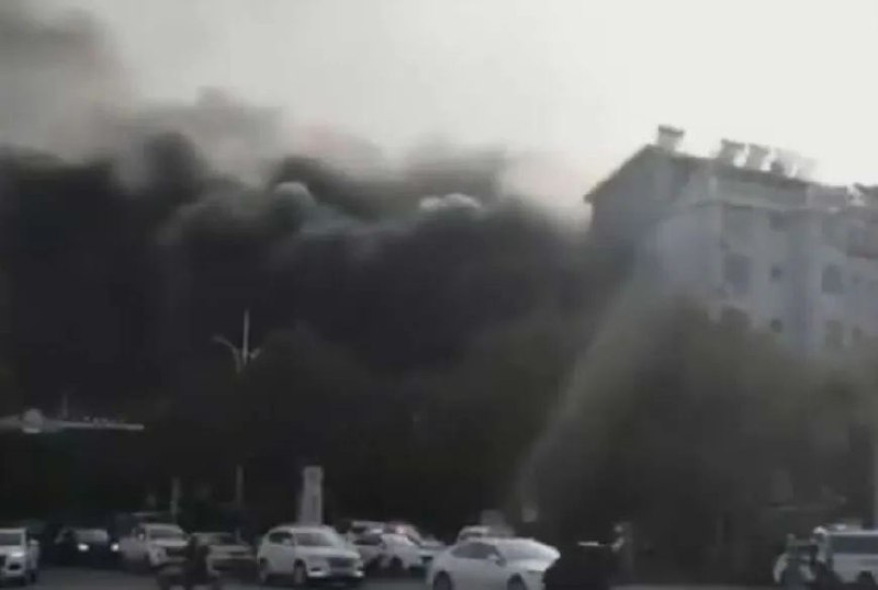 » 2、江西新余商铺地下室火灾 至少39人死1月24日下午，江西新余市渝水区一临街店铺发生火灾