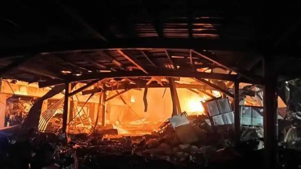 » 9. 台湾屏东一工厂爆炸 事故已致6人死亡4人失踪台湾屏东科技园区内一家工厂9月22日傍晚发生火警，厂内因不明原因发生爆炸