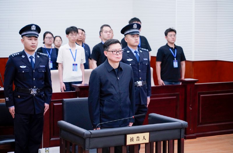 » 7、国家国防科工局副局长张建华判十年：主动投案 主动交代2026年8月5日，四川省达州市中级人民法院一审公开宣判国家国防科技工业局原党组成员、副局长张建华受贿、利用影响力受贿案