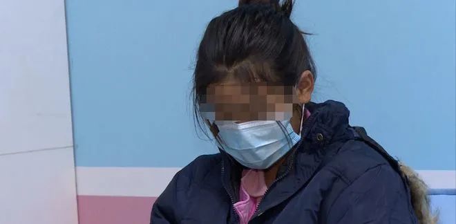 » 7. 父母收26万彩礼，四川16岁少女出逃后却被送回2月20日下午，澎湃新闻从田东县妇联处获悉，女孩今年16岁，住在四川凉山普格县，还是未成年人，未到法定结婚年龄