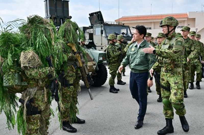 » 6、日本在与那国岛部署防空导弹，距台湾110公里当地时间11月23日，日本防卫大臣小泉进次郎视察了石垣岛和与那国岛的陆上自卫队，并在视察后的记者会上表示，计划在与那国岛部署的地对空导弹部队正按进度快速推进